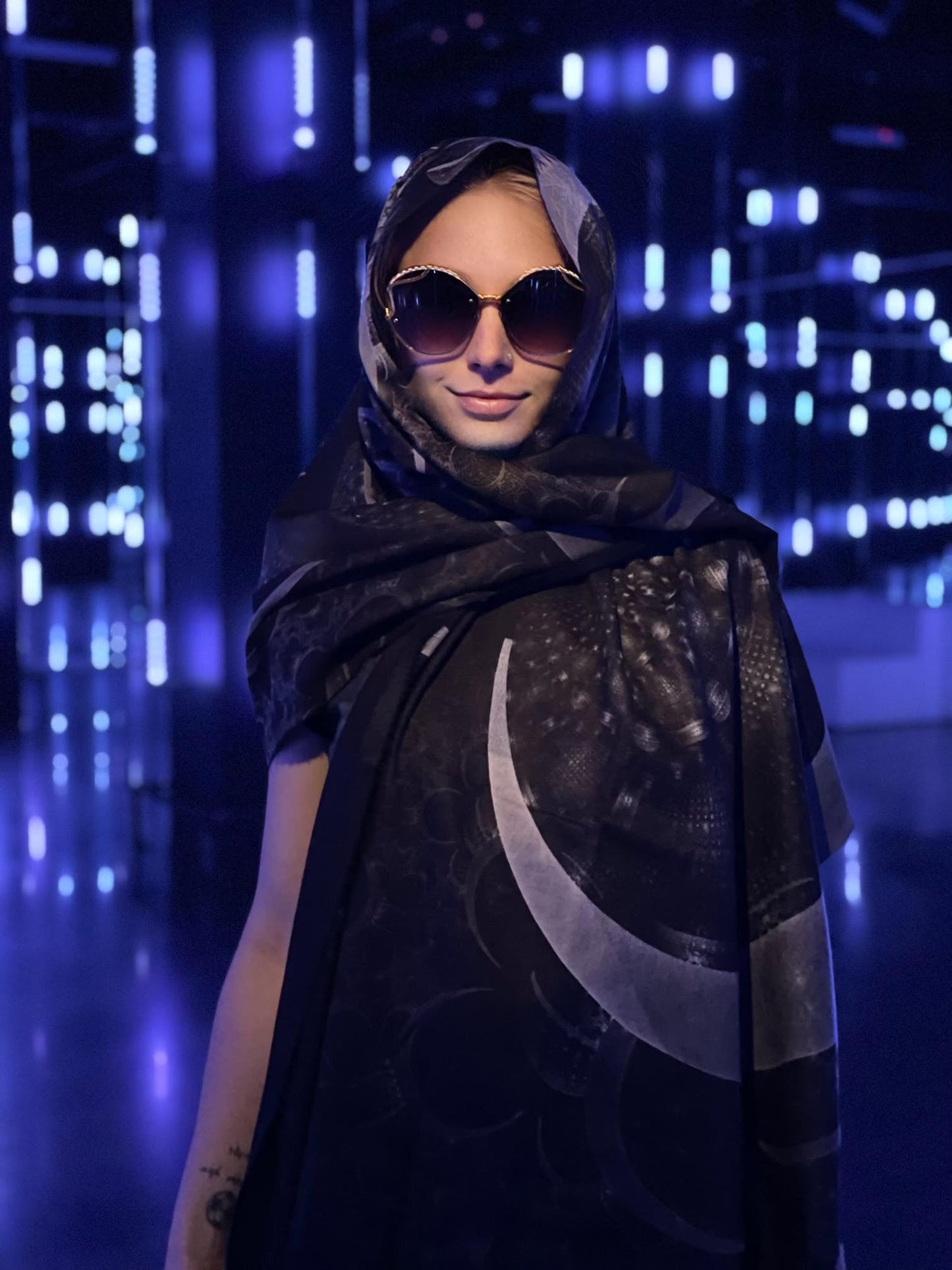 Crescent Void Pashmina